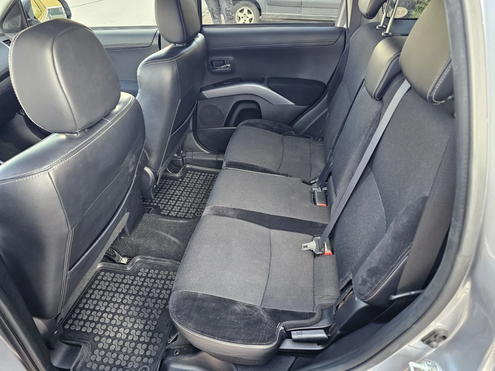 Mitsubishi Outlander 2.4L/ 75 000км, снимка 7 - Автомобили и джипове - 55983086