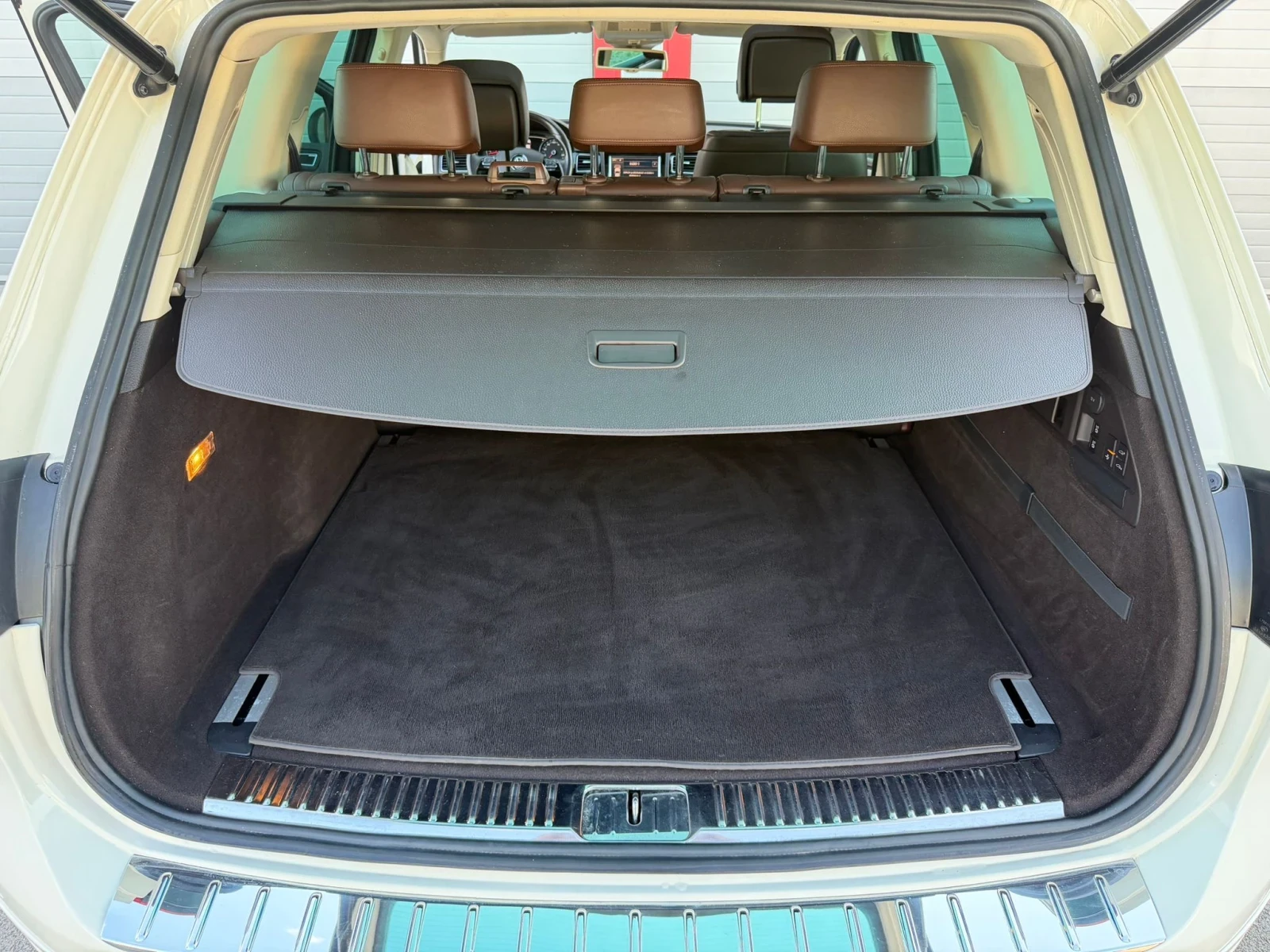 VW Touareg 2.0TDI AUTOMATIK NAVI PANORAMA KEY LESS WEBASTO , снимка 11 - Автомобили и джипове - 56243054