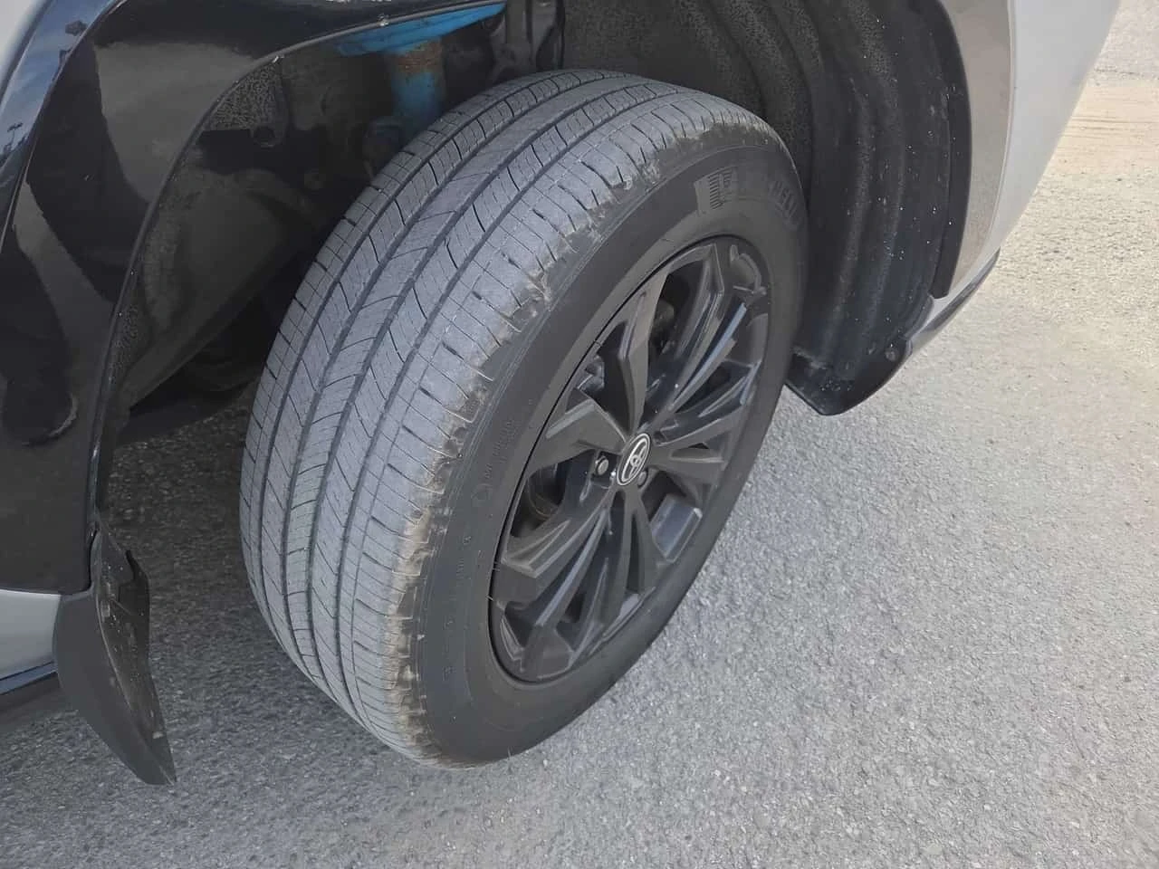Toyota Rav4 * Hybrid SE * CARFAX * ����� �� ����������� | Mobile.bg � ����������� 7