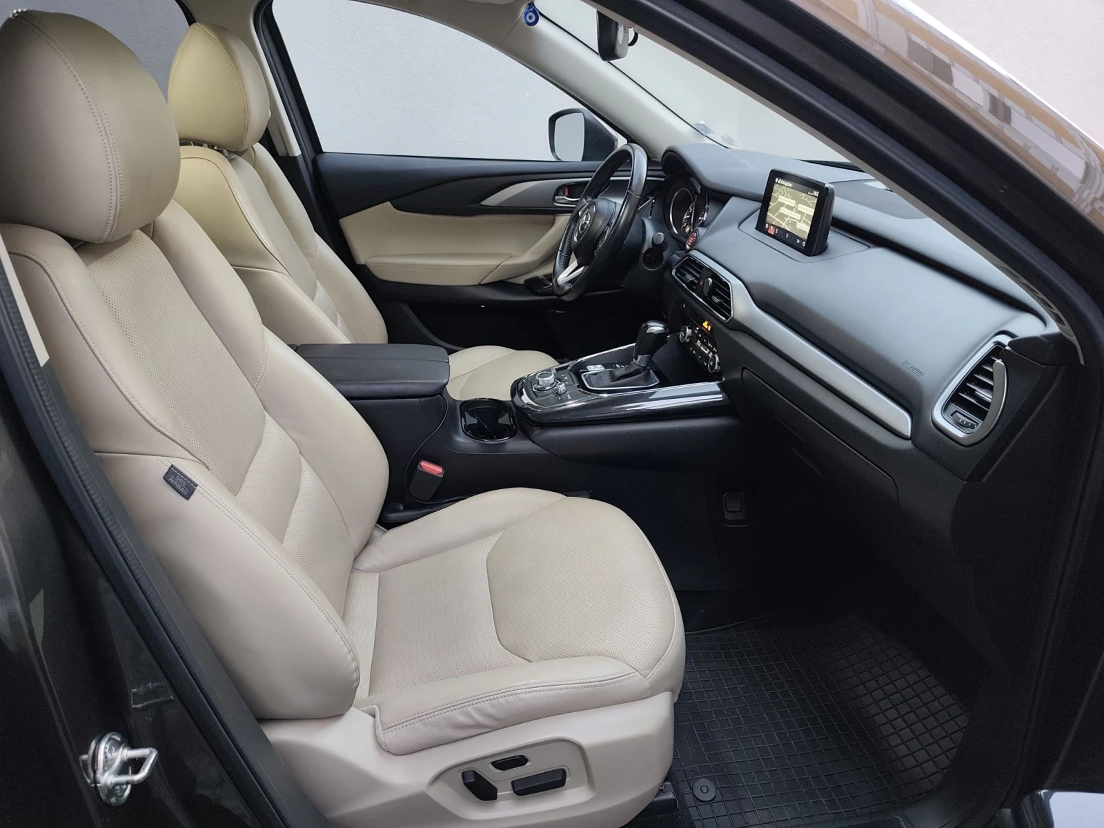 Mazda CX-9, снимка 10 - Автомобили и джипове - 56583112