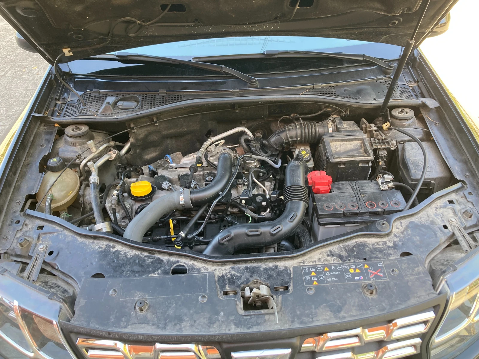 Dacia Duster 1.2 Tce , 4x4, снимка 6 - Автомобили и джипове - 56599067