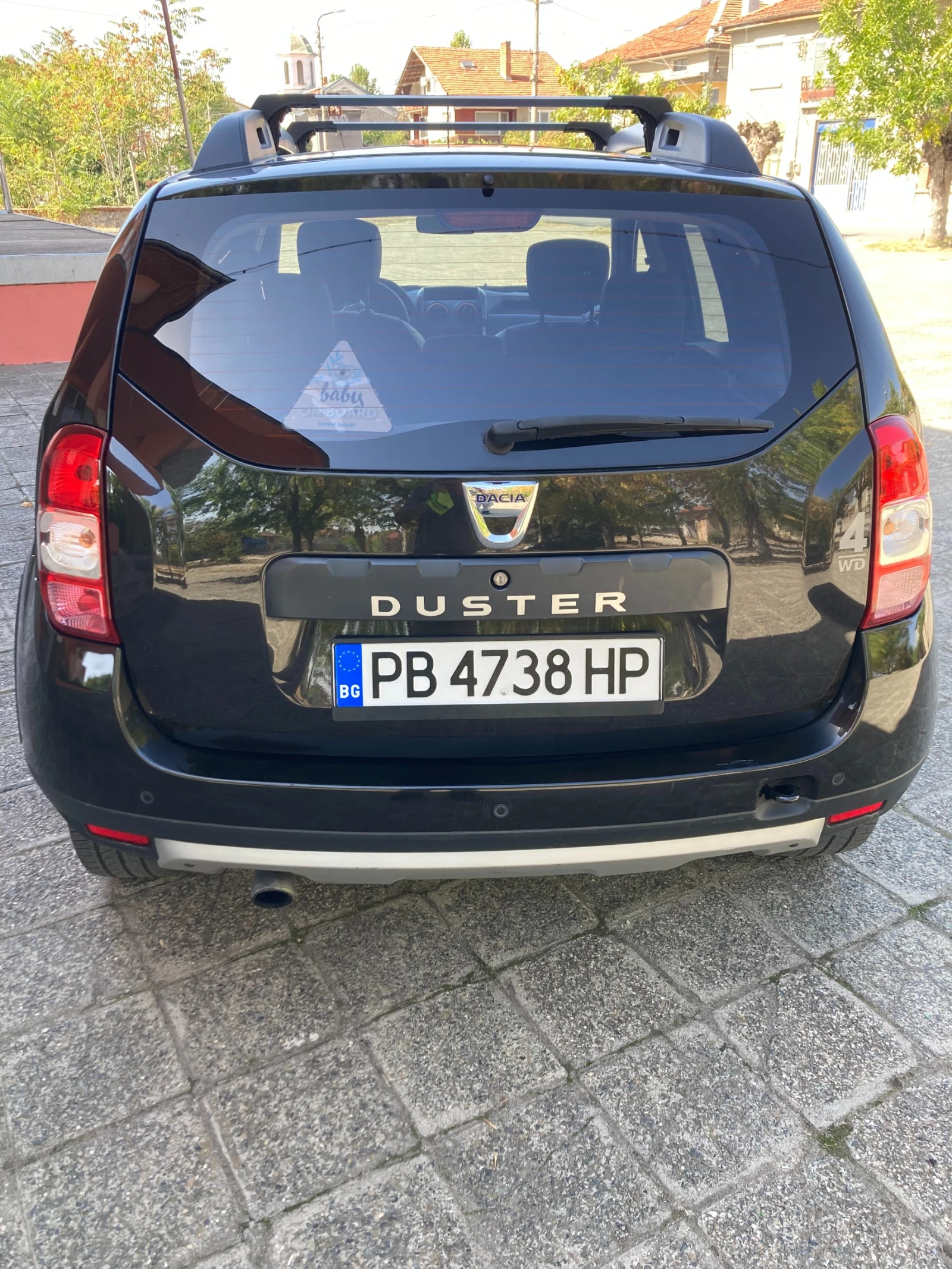 Dacia Duster 1.2 Tce , 4x4, снимка 3 - Автомобили и джипове - 56599067