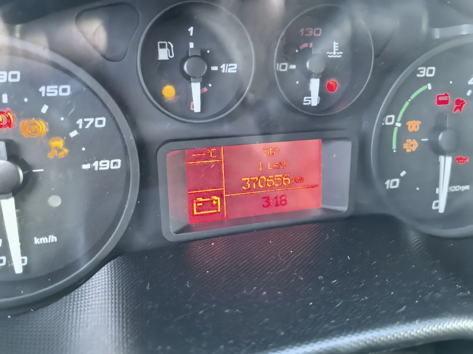 Iveco Daily Пътна помощ - изображение 10