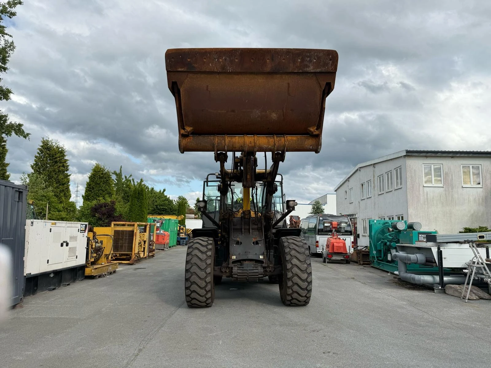 Челен товарач Komatsu WA 380 САМО 3000 ЧАСА ЛИЗИНГ - изображение 5
