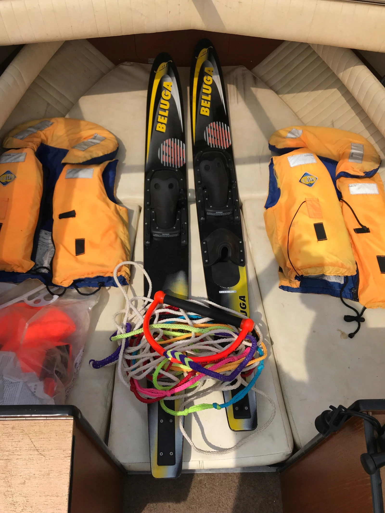   Schweizer Bateaux Sapfir | Mobile.bg   12