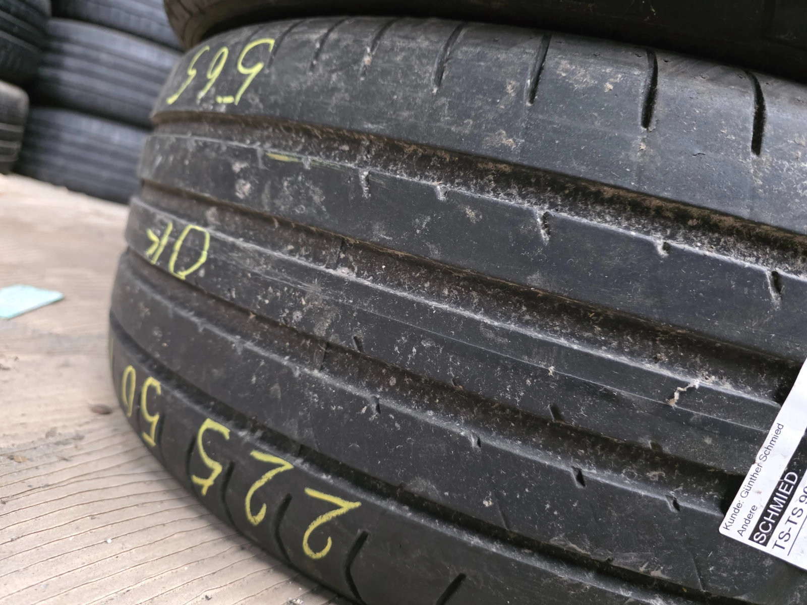 Гуми Летни 225/50R17, снимка 3 - Гуми и джанти - 54001367