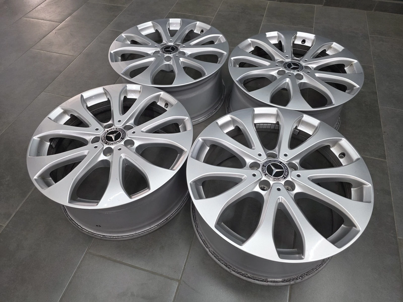 Джанти за Mercedes-Benz, снимка 4 - Гуми и джанти - 56718066