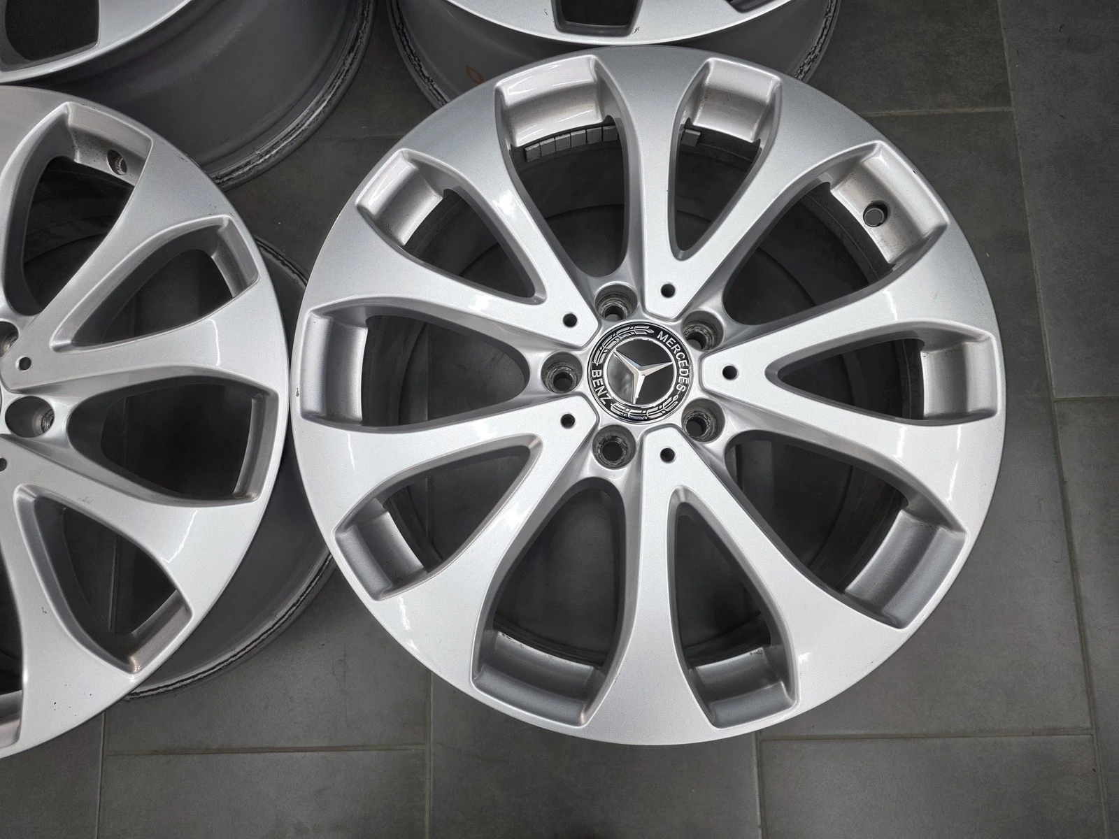 Джанти за Mercedes-Benz, снимка 8 - Гуми и джанти - 56718066