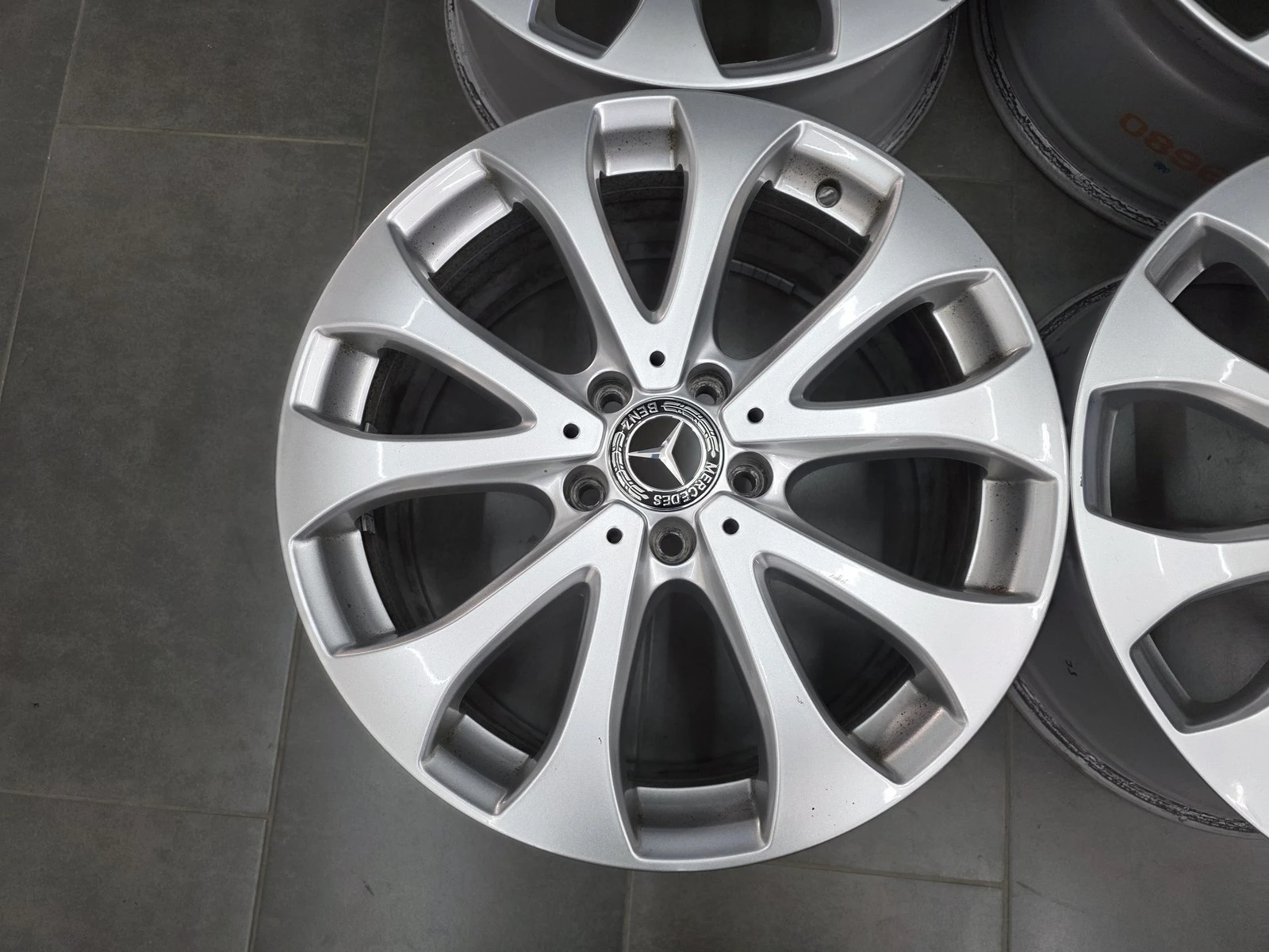 Джанти за Mercedes-Benz, снимка 7 - Гуми и джанти - 56718066