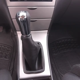 Toyota Corolla Corola 1.4 бензин ФЕЙСЛИФТ , снимка 10