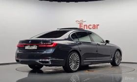 BMW 740 Li* XDRIVE* ОБДУХВАНЕ* ДИСТРОНИК* ХЕДЪП* МАСАЖ* LA, снимка 2