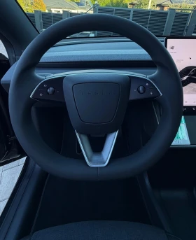 Tesla Model Y 62.5 kWh Standard, снимка 6