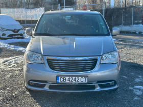 Chrysler Town and Country 3.6i **LIMITED**, снимка 3 - Автомобили и джипове - 43960544