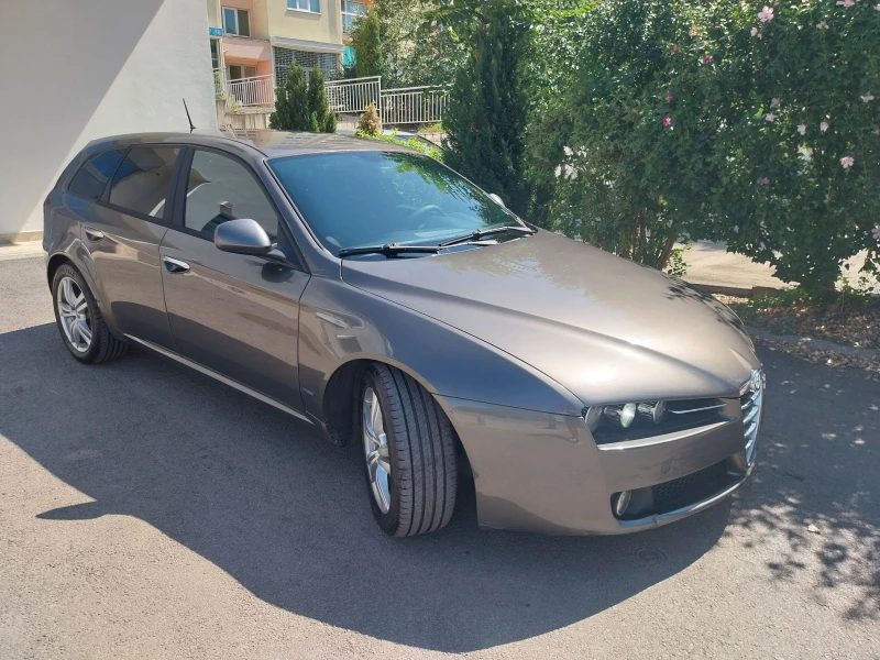 Alfa Romeo 159 sportwagon 1.9 JTDm Facelift, снимка 3 - Автомобили и джипове - 47392511