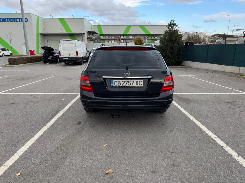 Mercedes-Benz C 200, снимка 4 - Автомобили и джипове - 47936918