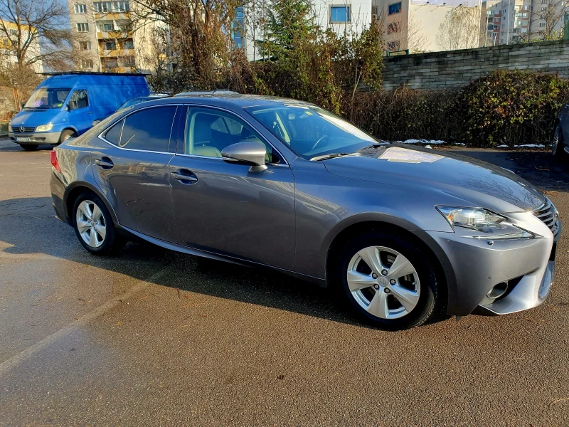 Lexus IS 300 h, , SWISS, снимка 4 - Автомобили и джипове - 48388115