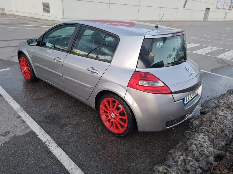 Renault Megane, снимка 4 - Автомобили и джипове - 48506137