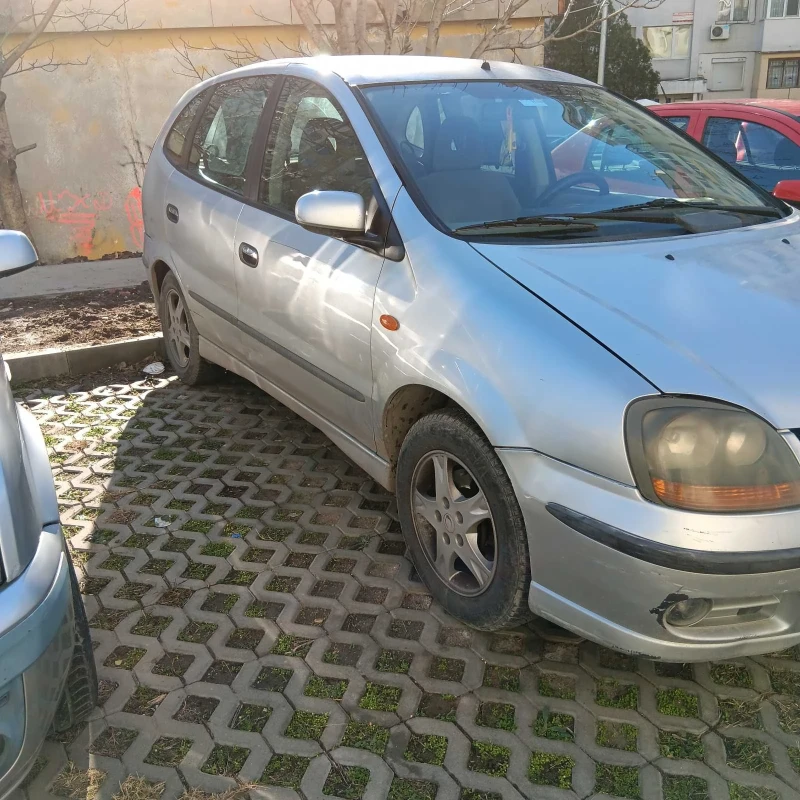 Nissan Almera tino, снимка 4 - Автомобили и джипове - 48716249