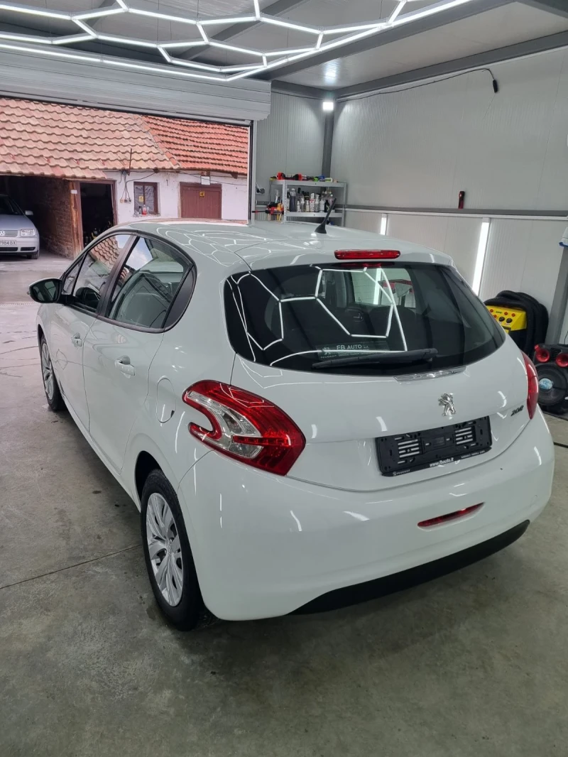 Peugeot 208, снимка 5 - Автомобили и джипове - 48972583