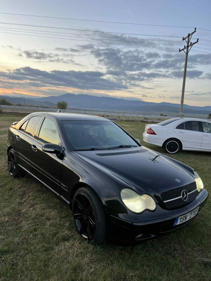 Mercedes-Benz C 200, снимка 6 - Автомобили и джипове - 52655285