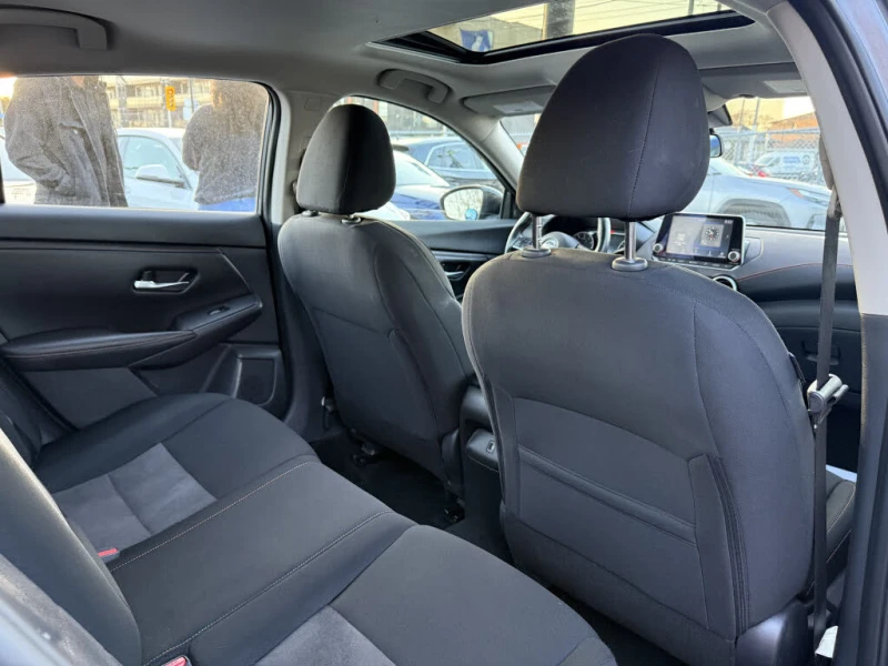 Nissan Sentra SR* CarFax* АвтоКредит* (ЦЕНА ДО БГ), снимка 10 - Автомобили и джипове - 53260791