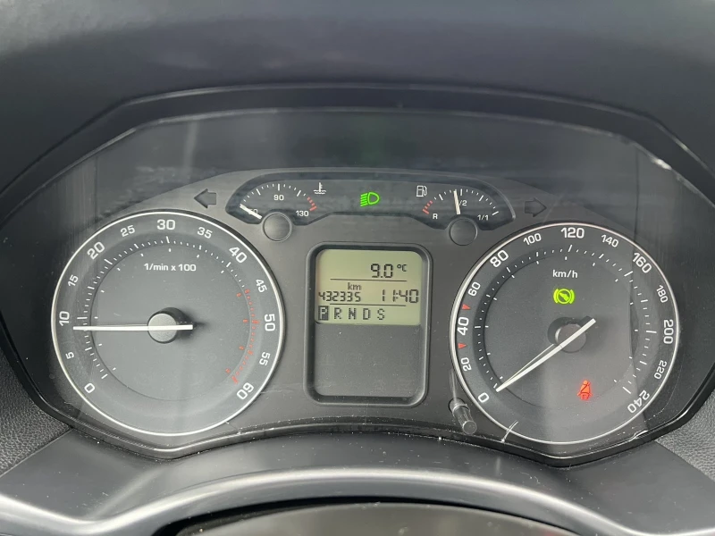 Skoda Octavia * 2.0TDI* 140HP* AUTOMATIC* NAVI* , снимка 12 - Автомобили и джипове - 53407642