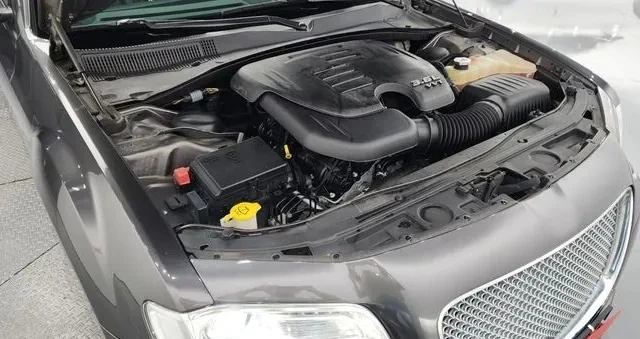 Chrysler 300c 3.6 91000км - изображение 5