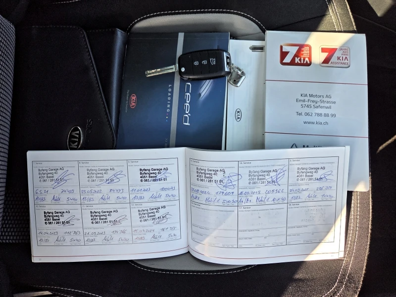 Kia Ceed 1.6i AUTOMATIC/ШИБИДАХ/NAVI, снимка 15 - Автомобили и джипове - 54861585