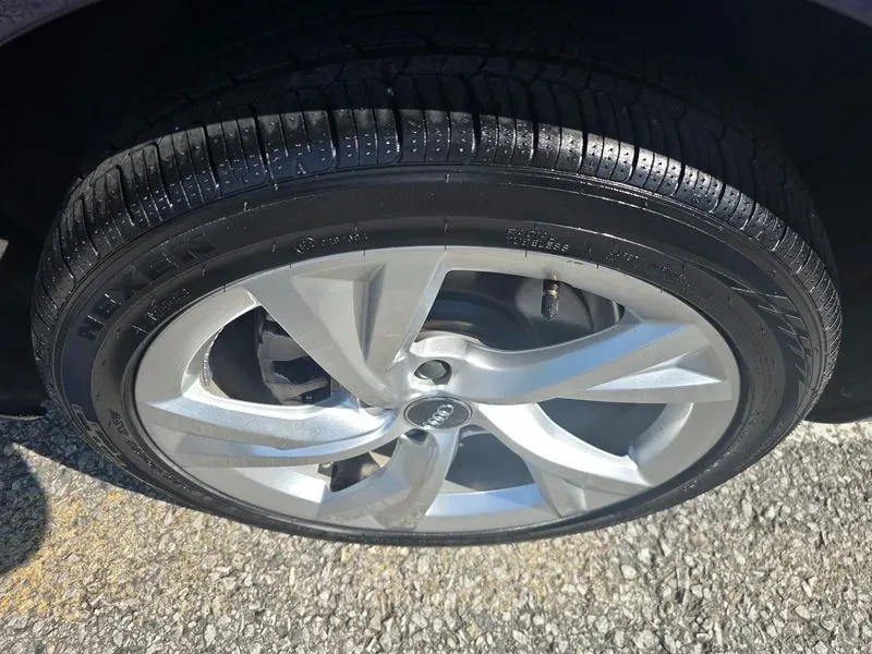 Audi A4 35 Tdi Quattro Premium, снимка 17 - Автомобили и джипове - 56514951