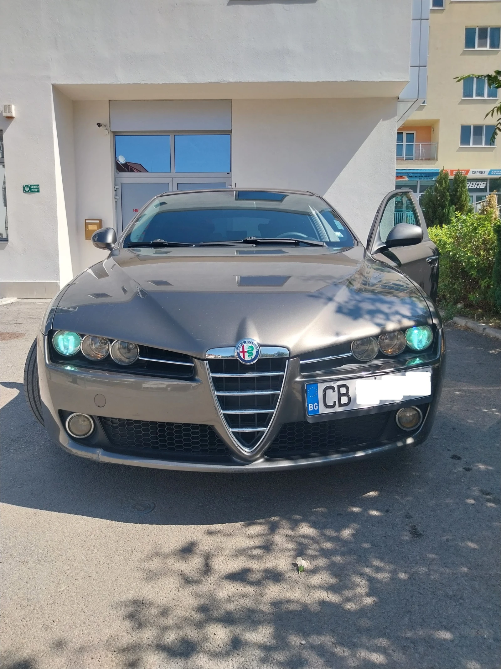 Alfa Romeo 159 sportwagon 1.9 JTDm Facelift - изображение 2