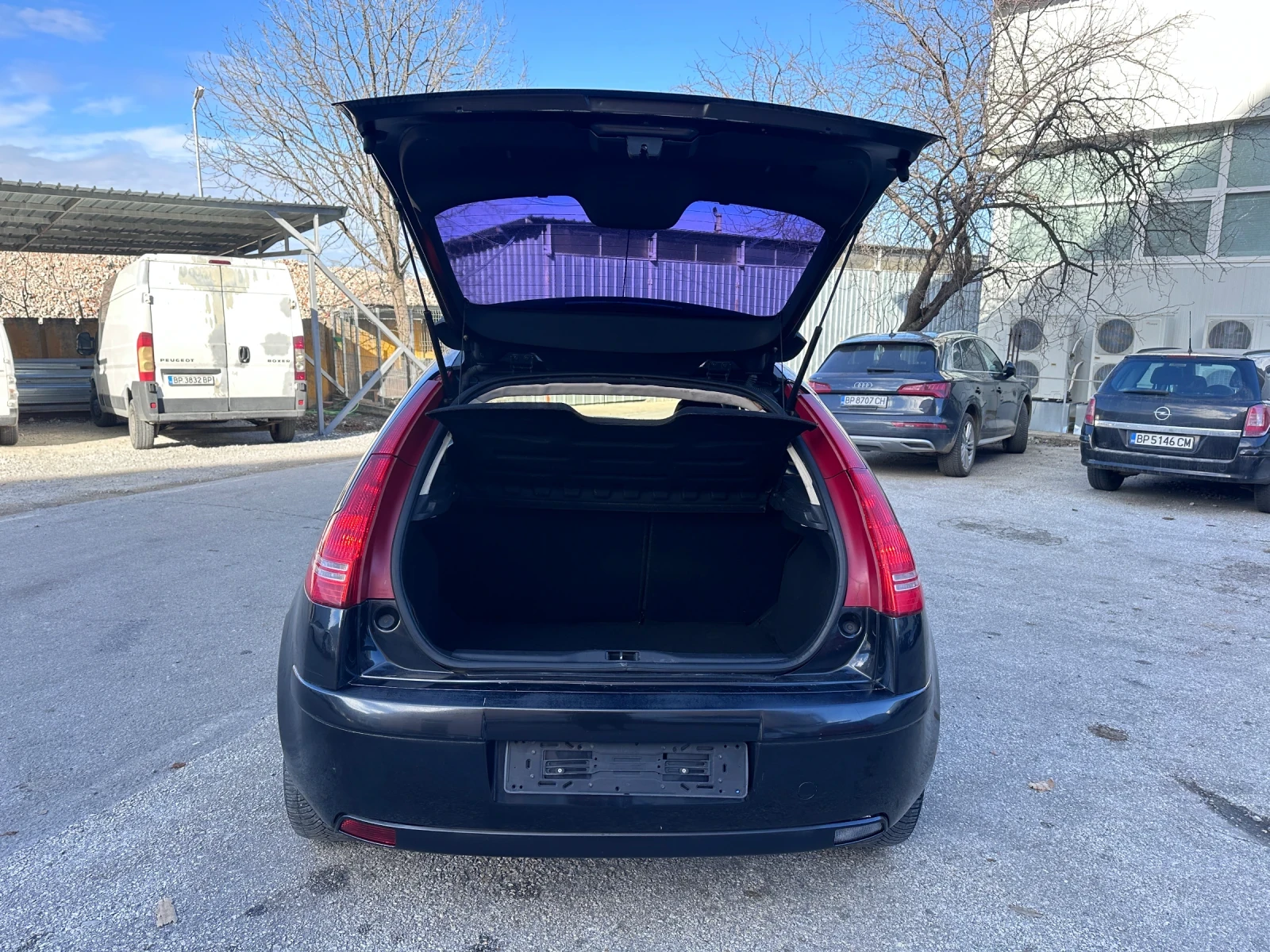 Citroen C4 1.4i -  | Mobile.bg   17