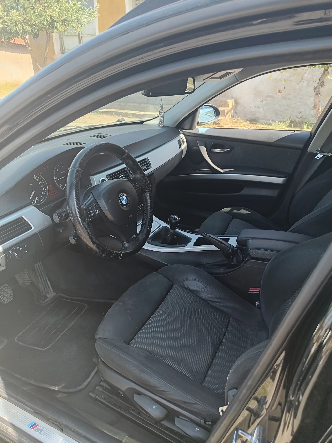 BMW 320 320d - изображение 6