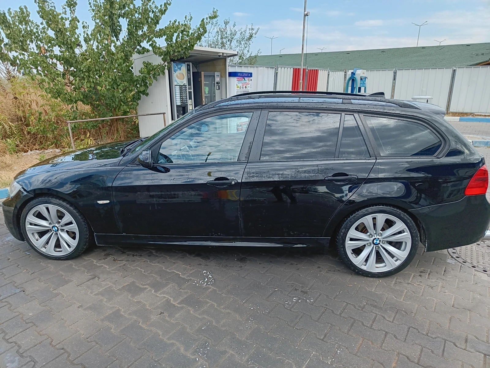 BMW 320 320d - изображение 5