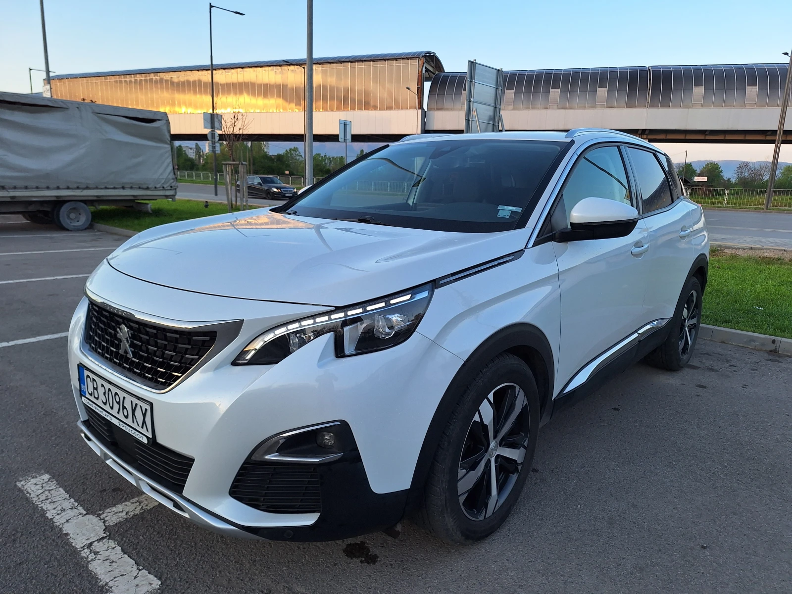 Peugeot 3008 NEW ALLURE 1.2 e-THP 130 EAT6  - изображение 5