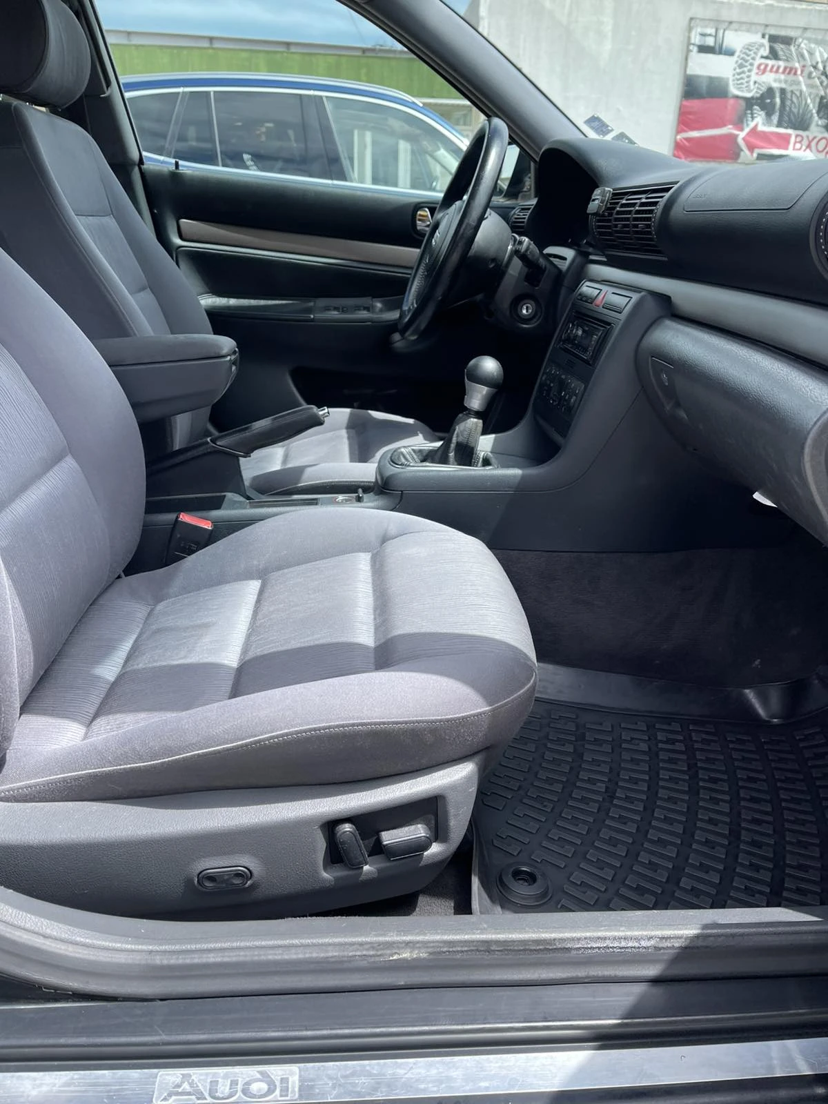 Audi A4 1.9 - изображение 10