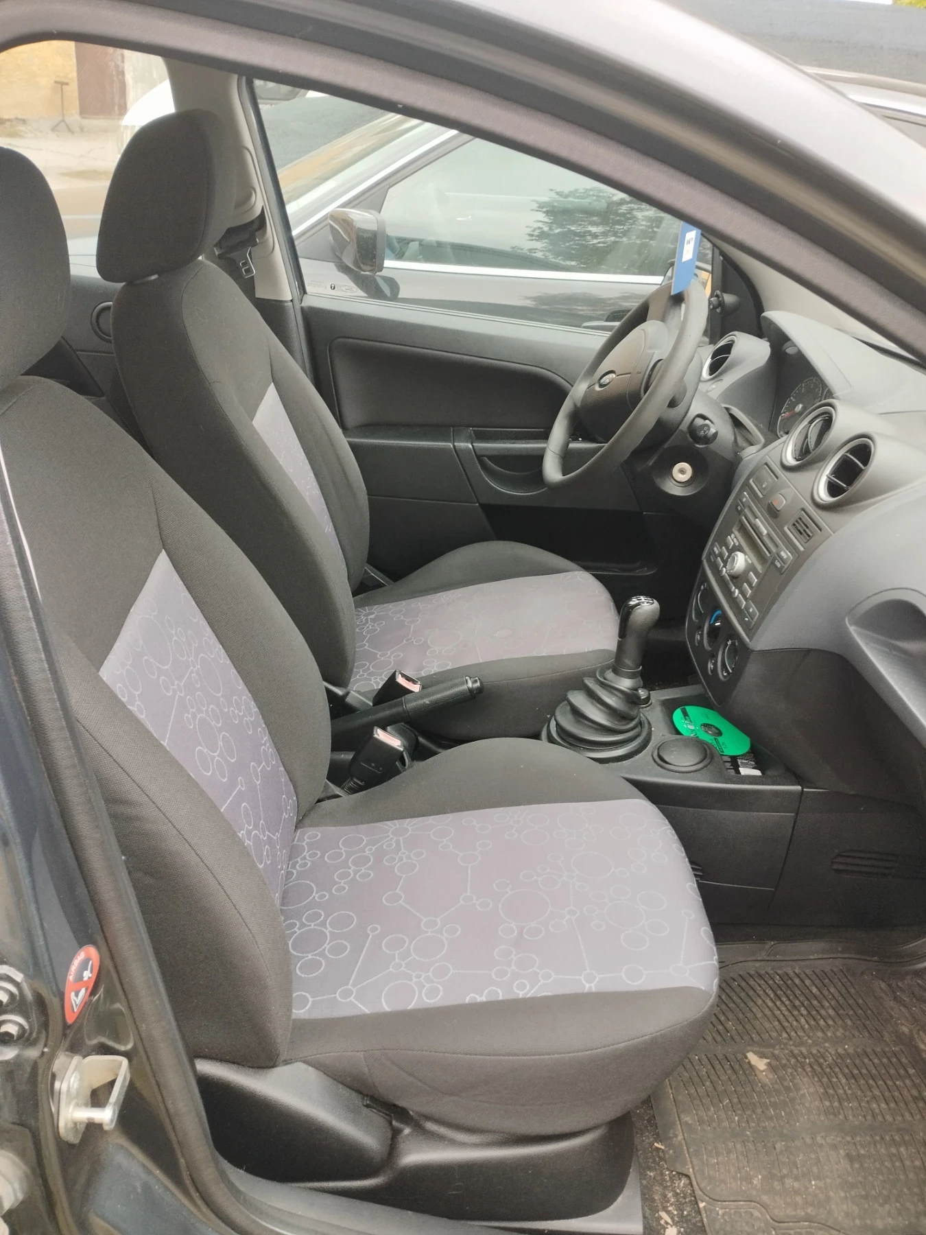 Ford Fiesta  - изображение 6