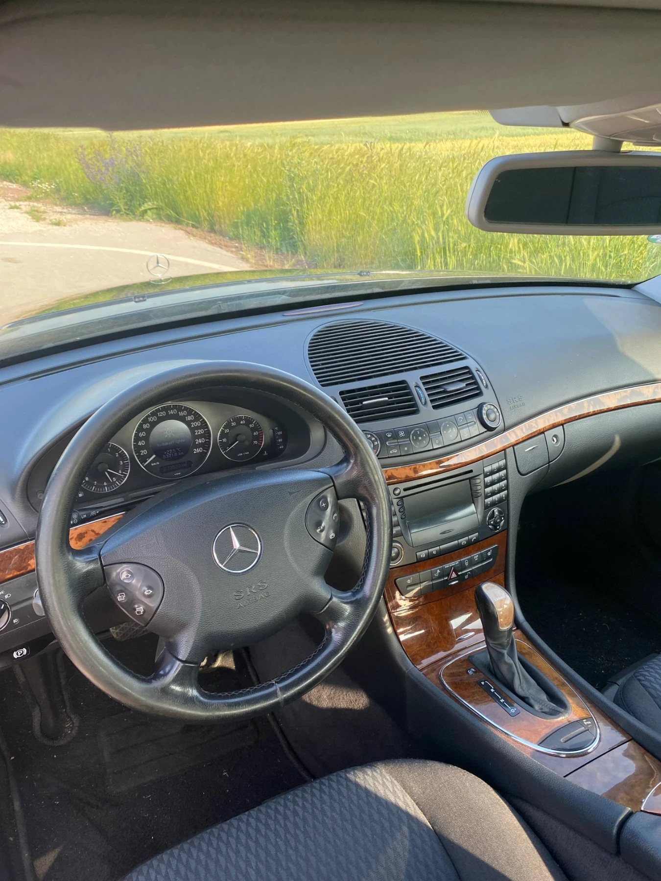 Mercedes-Benz E 240 Elegance  - изображение 8