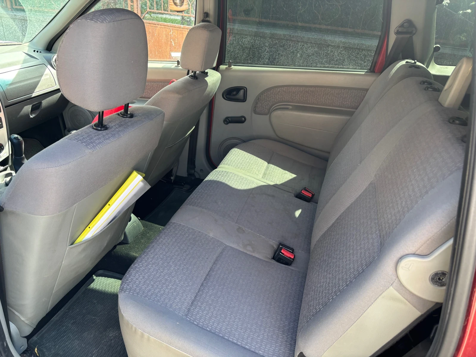 Dacia Logan 1.5 DCI - изображение 9