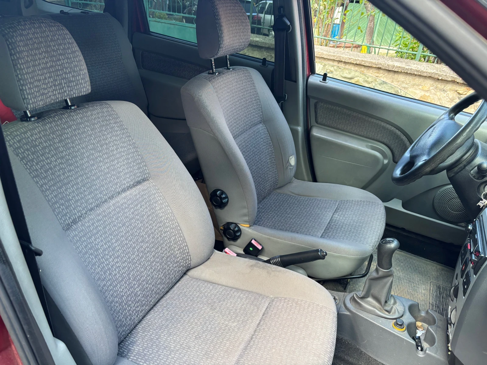 Dacia Logan 1.5 DCI - изображение 5