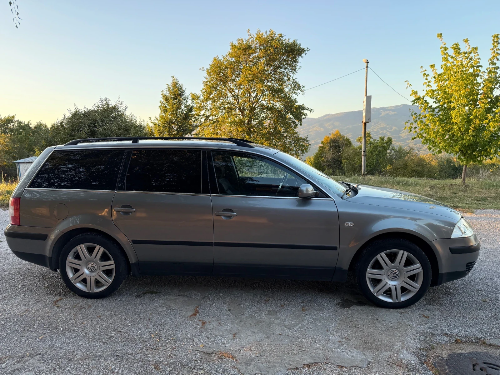 VW Passat 1.9 131кс 4х4 - изображение 4