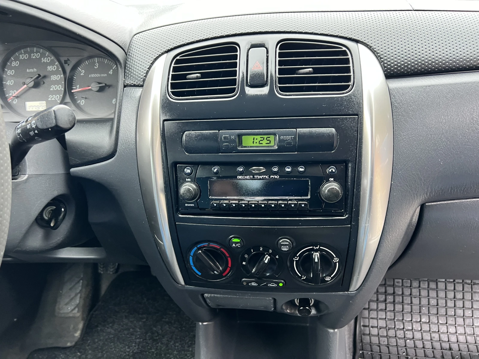Mazda Premacy 1.9DITD, Клима, Нов внос, , ,  | Mobile.bg — изображение 12