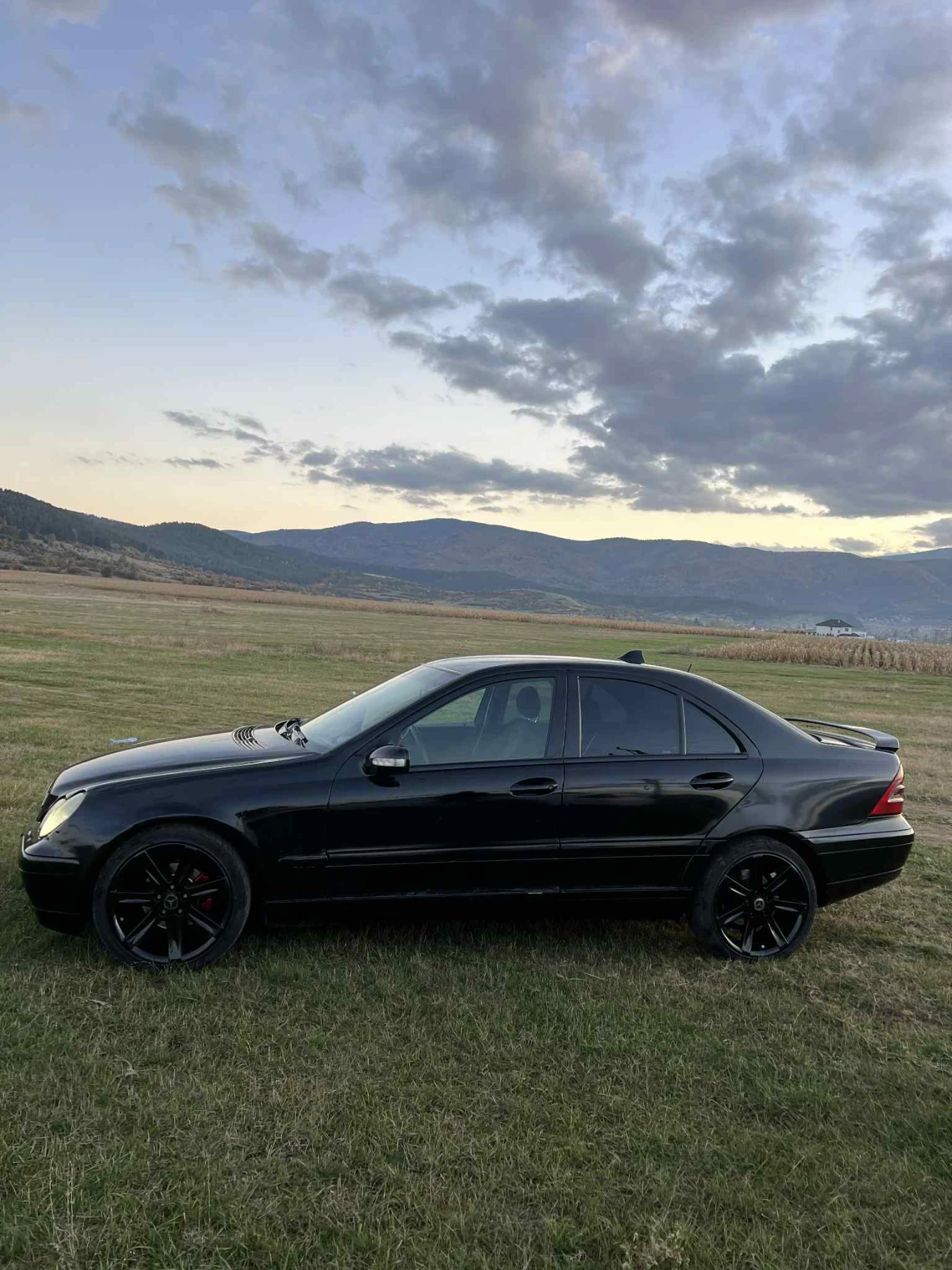 Mercedes-Benz C 200  - изображение 3