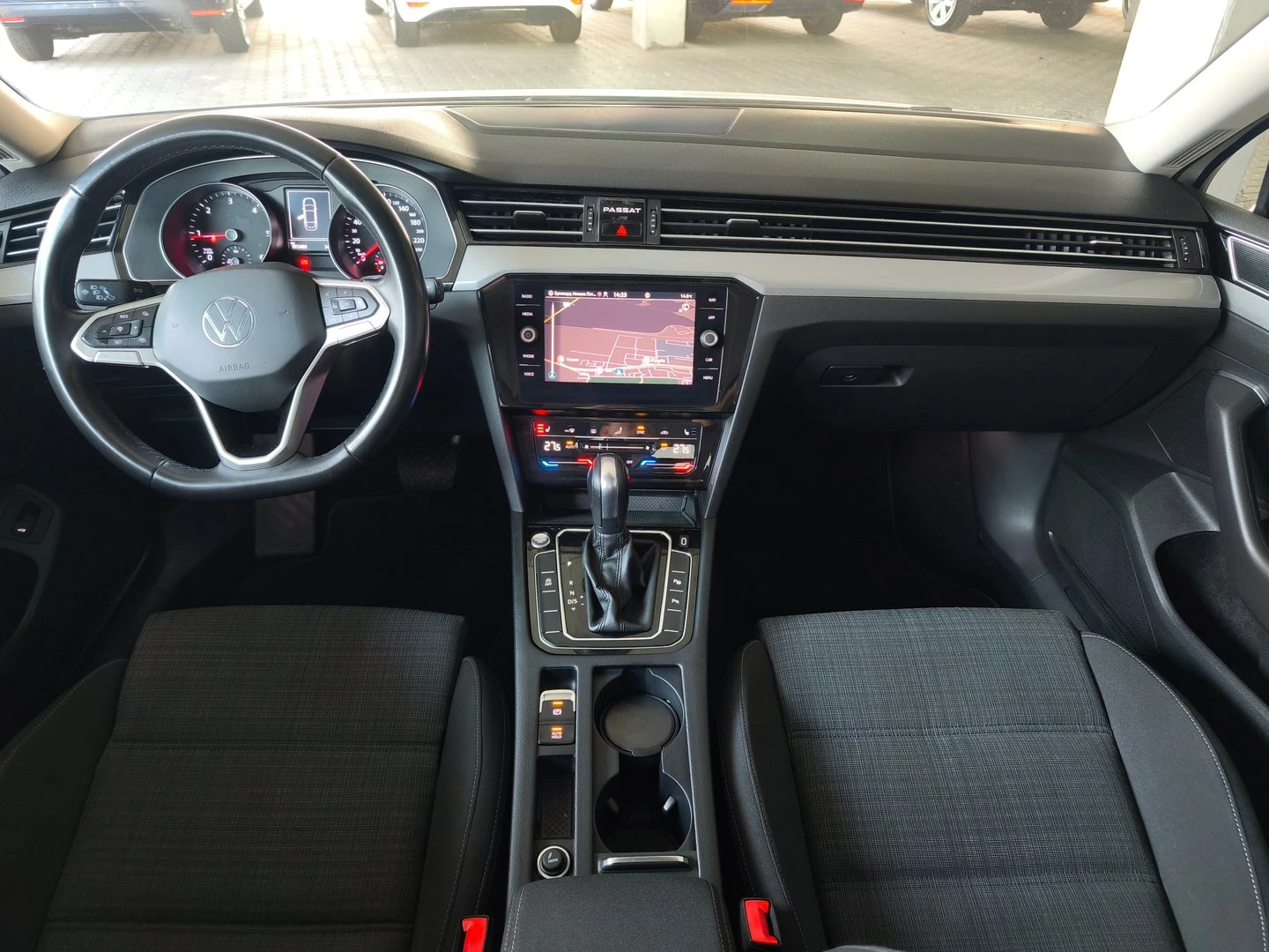VW Passat Business 2.0 TDI SCR DSG | Mobile.bg � ����������� 4