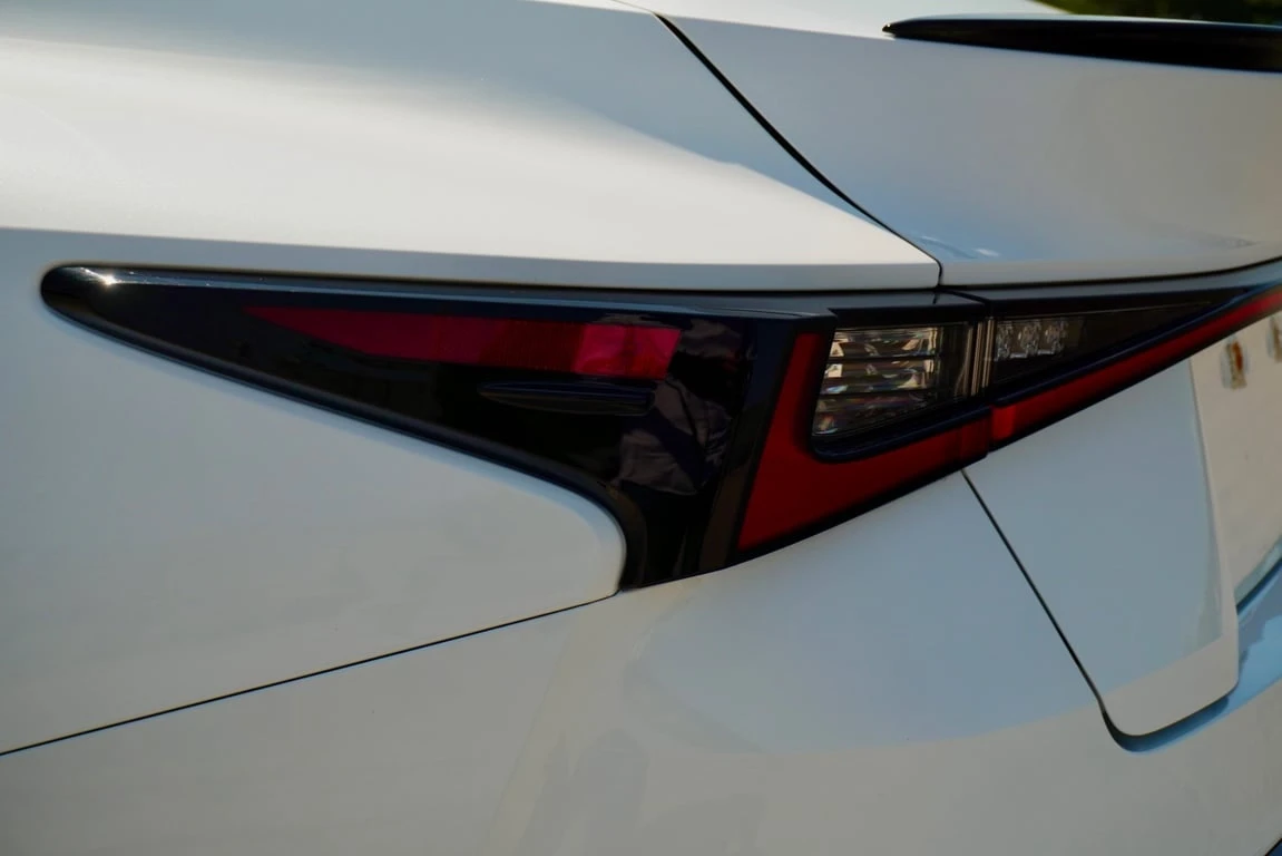 Lexus IS 300 CARFAX | Mobile.bg � ����������� 14