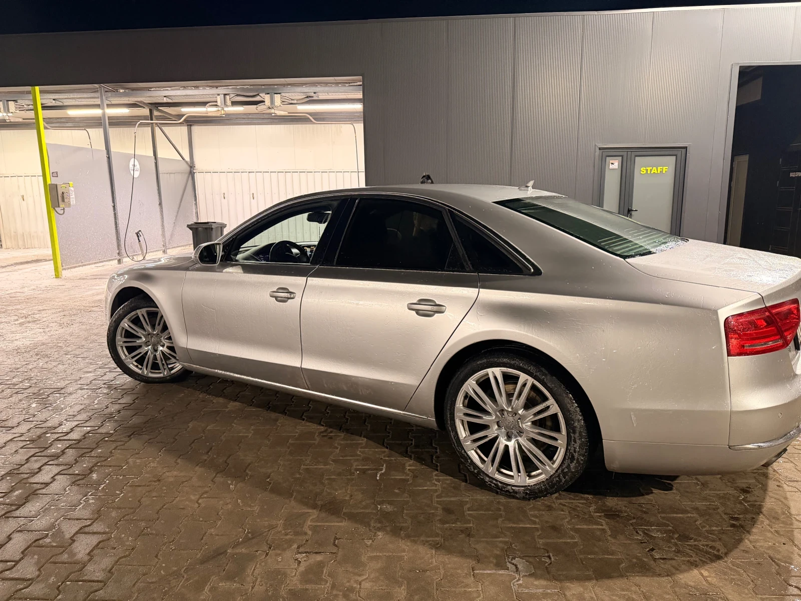 Audi A8  - изображение 4