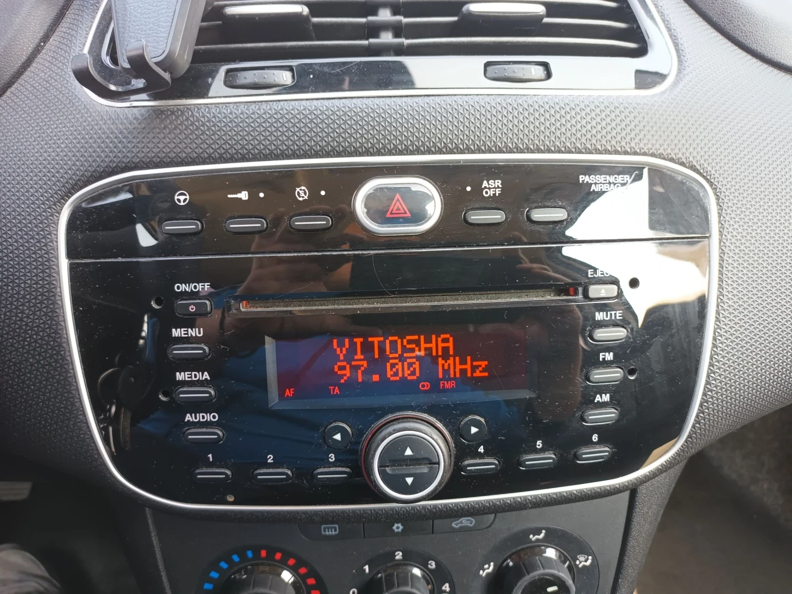 Fiat Punto, снимка 6 - Автомобили и джипове - 53745478