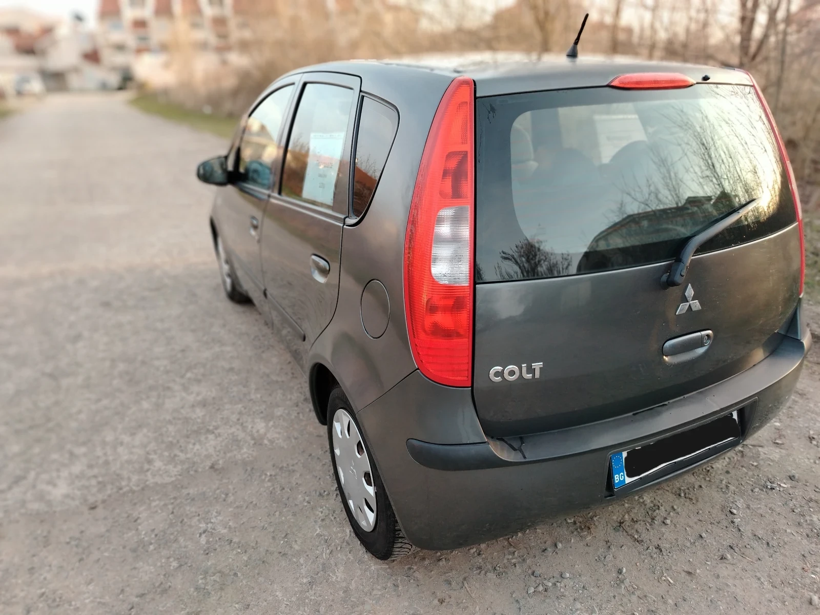 Mitsubishi Colt 6, снимка 5 - Автомобили и джипове - 53757589