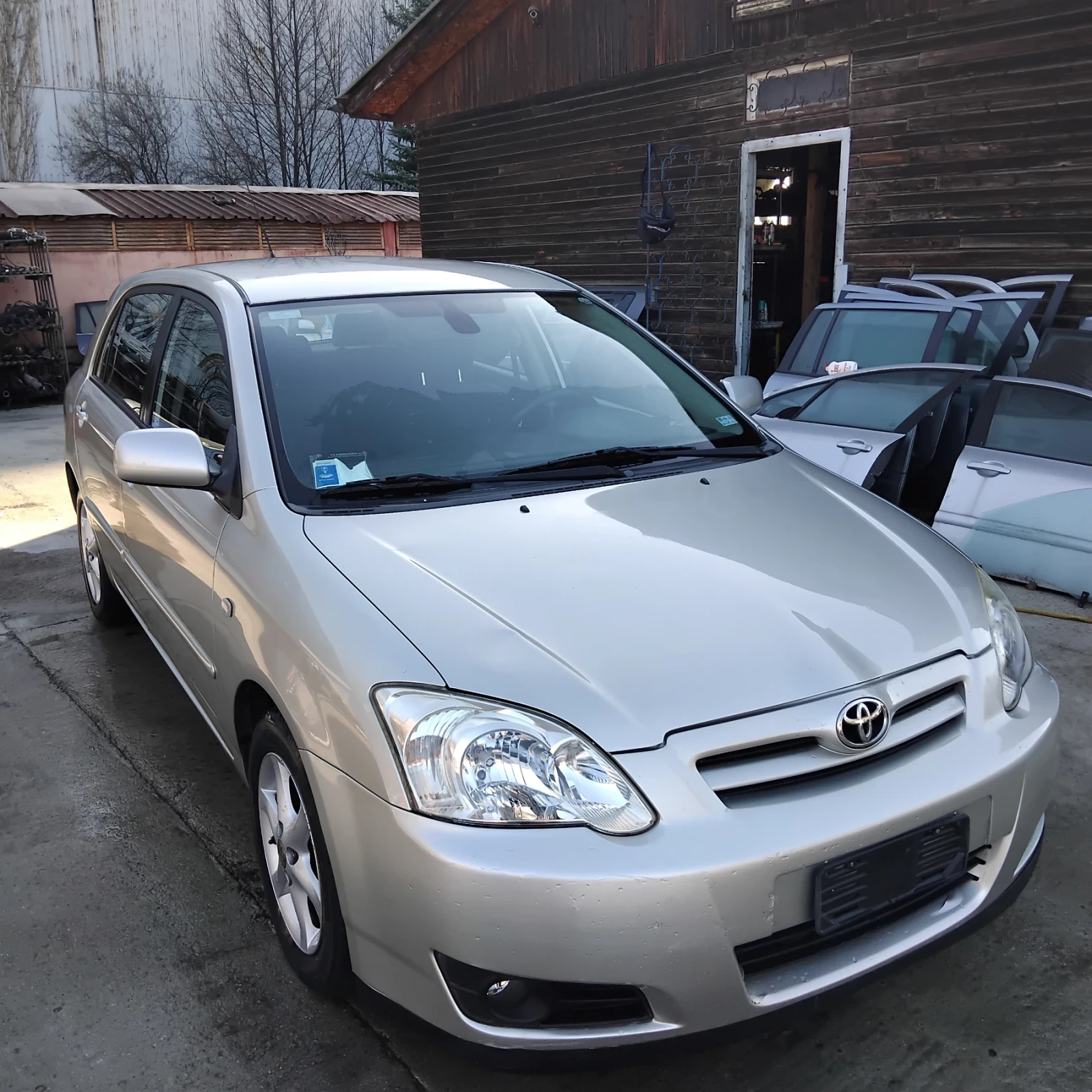 Toyota Corolla Corola 1.4 бензин ФЕЙСЛИФТ  | Auto.bg — изображение 1