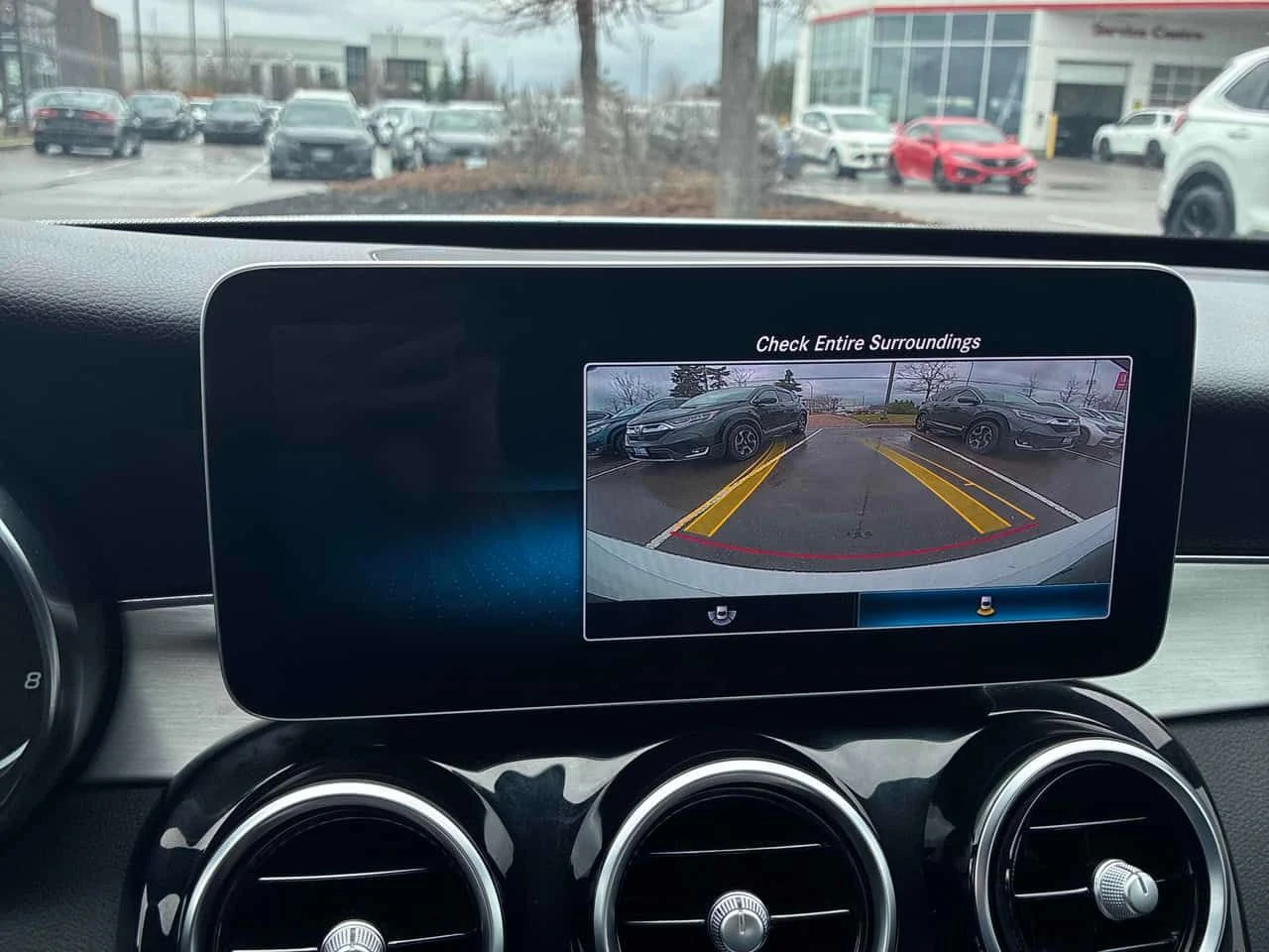 Mercedes-Benz C 300 4MATIC* DISTRONIC* 360КАМЕРИ* ПАНОРАМА* , снимка 16 - Автомобили и джипове - 54183265