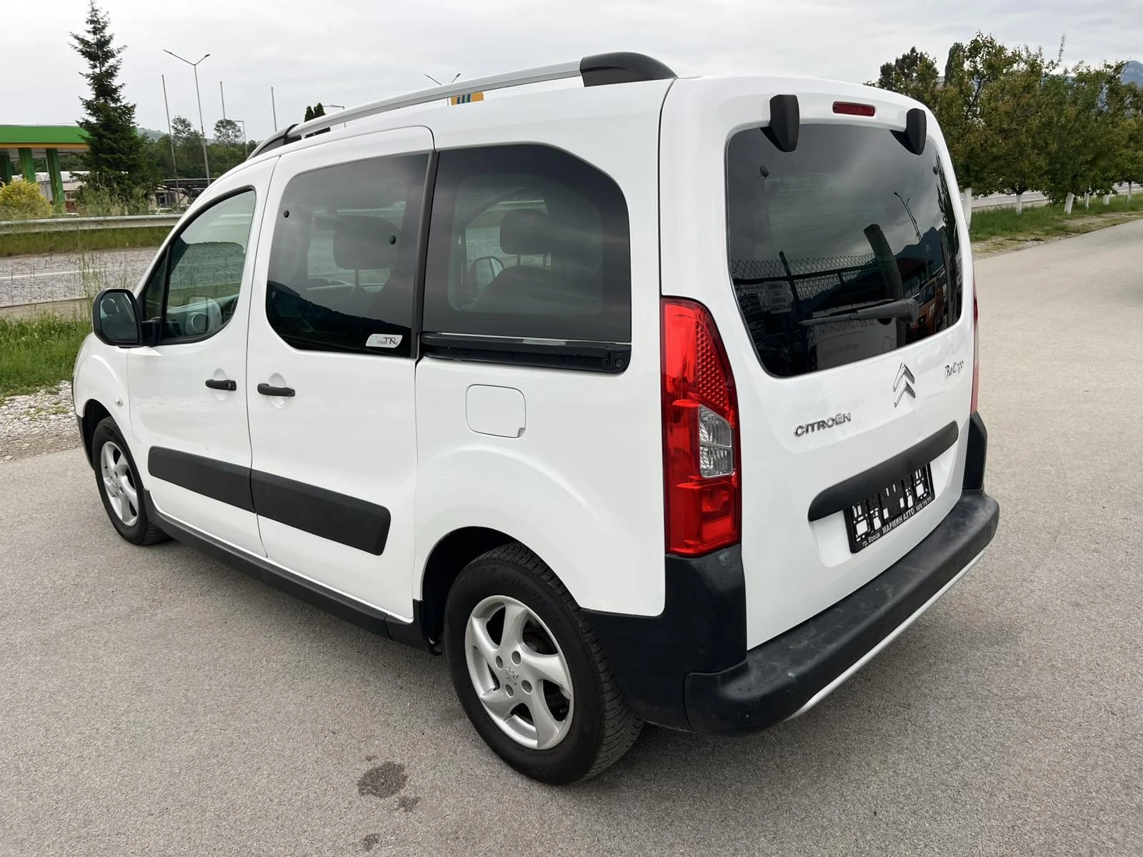 Citroen Berlingo XTR 1.6HDI 92кс КЛИМАТИК ПЕРФЕКТНО ВНОС ИТАЛИЯ, снимка 5 - Автомобили и джипове - 54646355